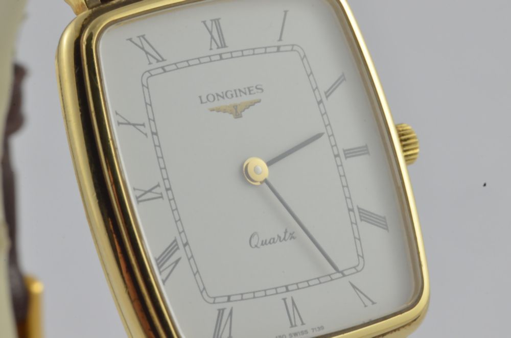 LONGINES VINTAGE 18K 750 MASSIV GOLD DAMEN UHR 30MM VINTAGE RAR 15