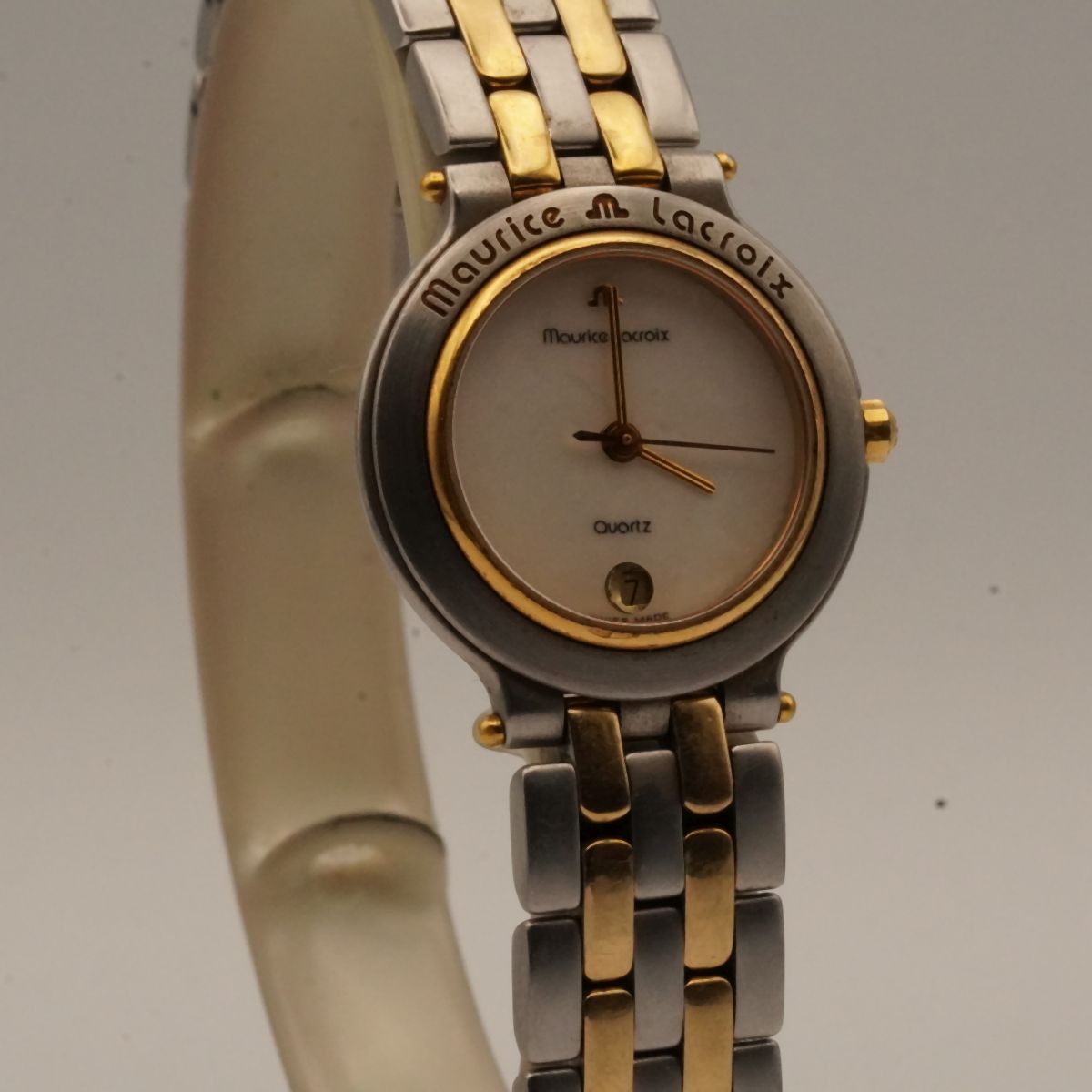 MAURICE LACROIX CALYPSO DAMEN UHR STAHL GOLD